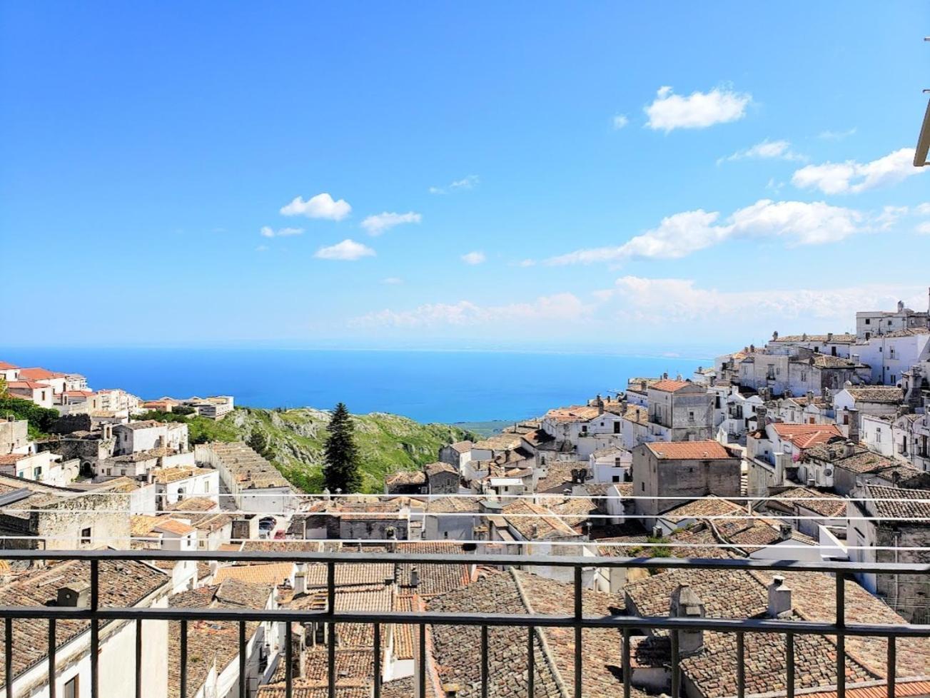 Suite Rotari - Appartamento con vista Monte SantʼAngelo Esterno foto