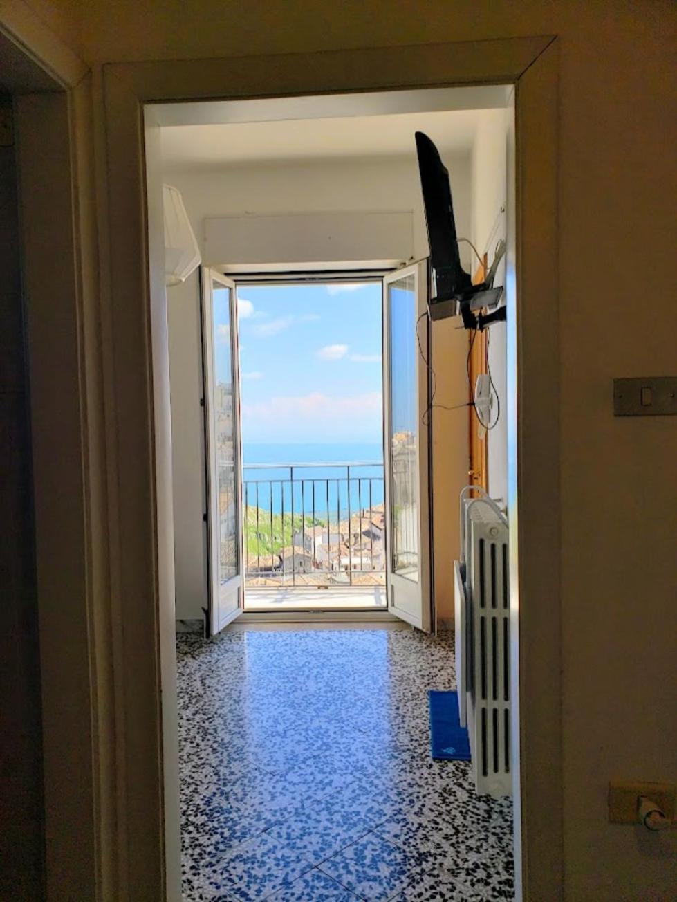 Suite Rotari - Appartamento con vista Monte SantʼAngelo Esterno foto