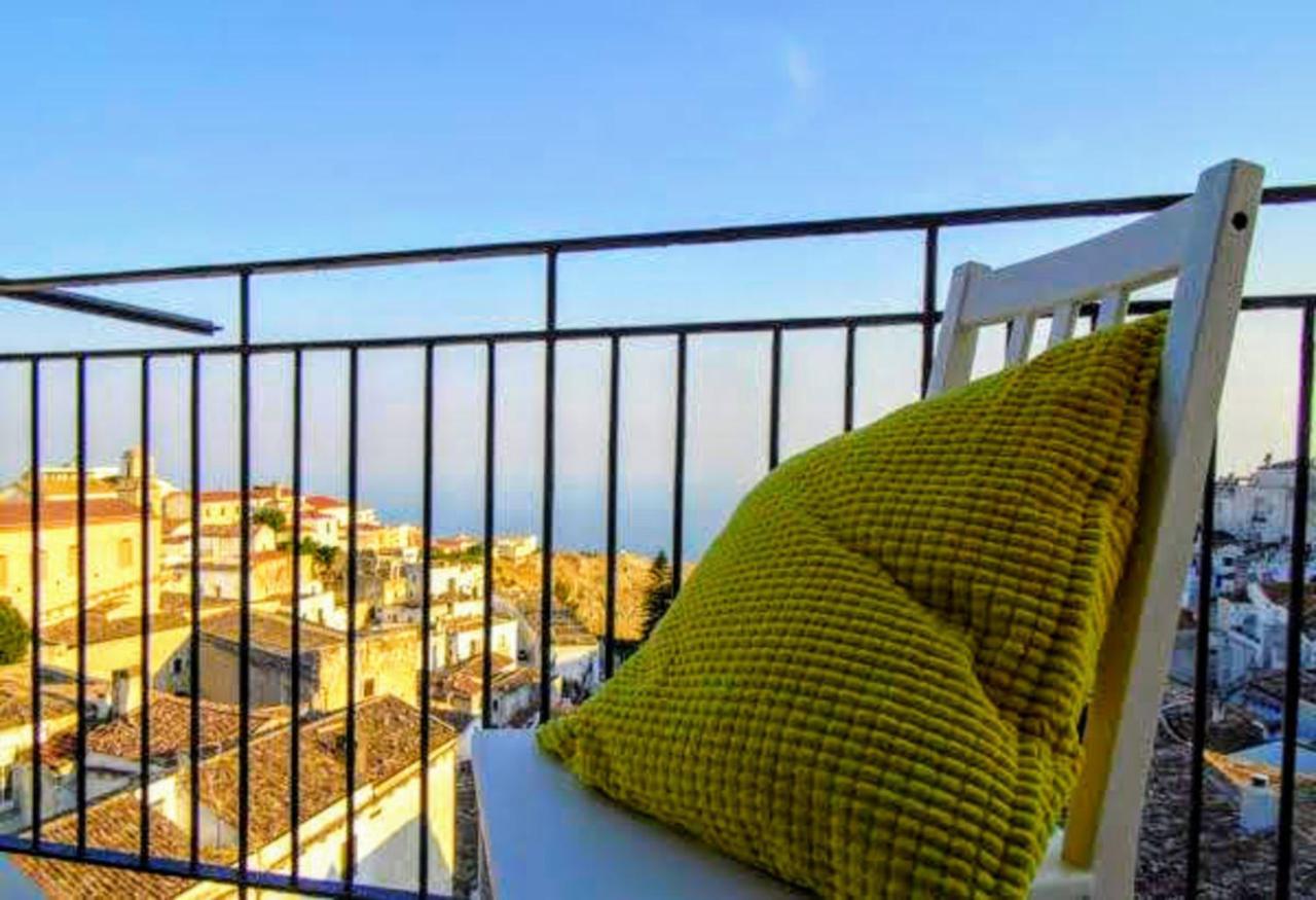Suite Rotari - Appartamento con vista Monte SantʼAngelo Esterno foto