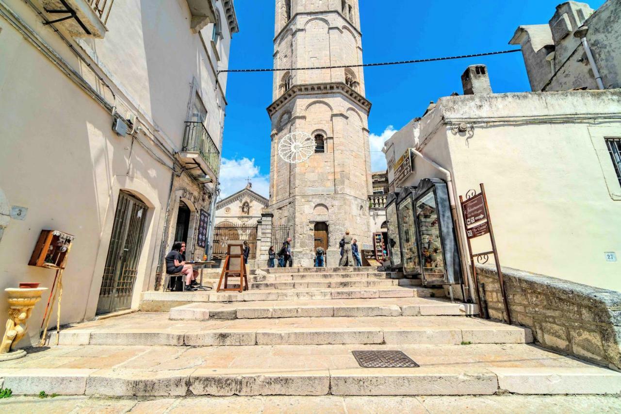 Suite Rotari - Appartamento con vista Monte SantʼAngelo Esterno foto